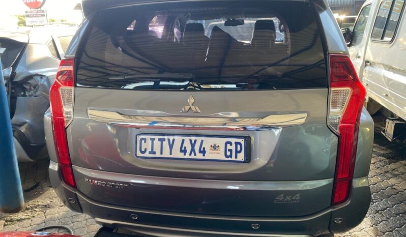 
								2019 MITSUBISHI PAJERO SPORT 4X4 full									
