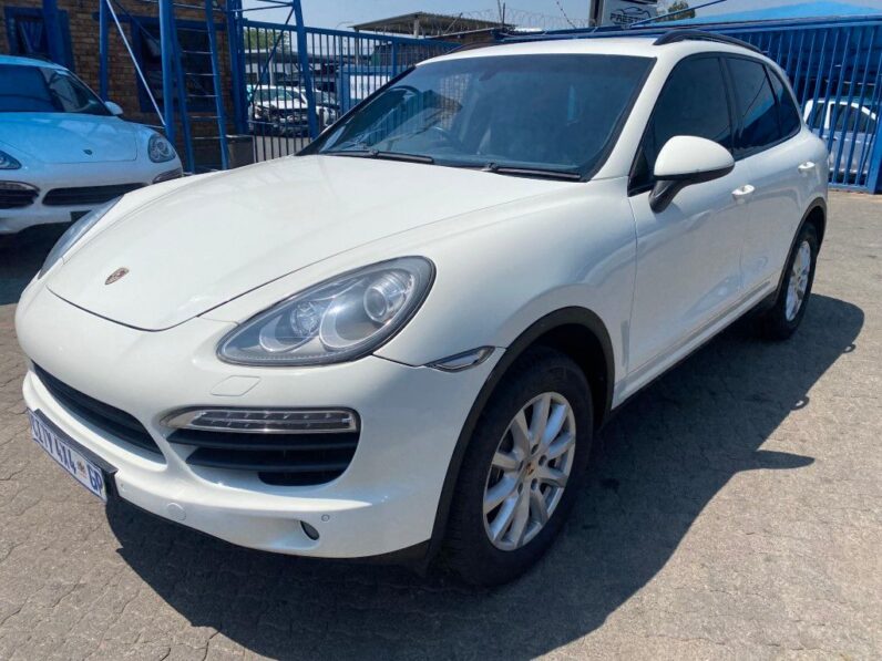 
								2011 PORSCHE CAYENNE DIESEL TIP full									