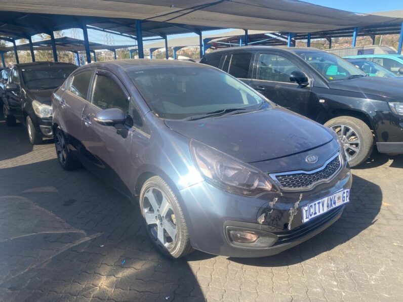 
								2013 KIA RIO full									