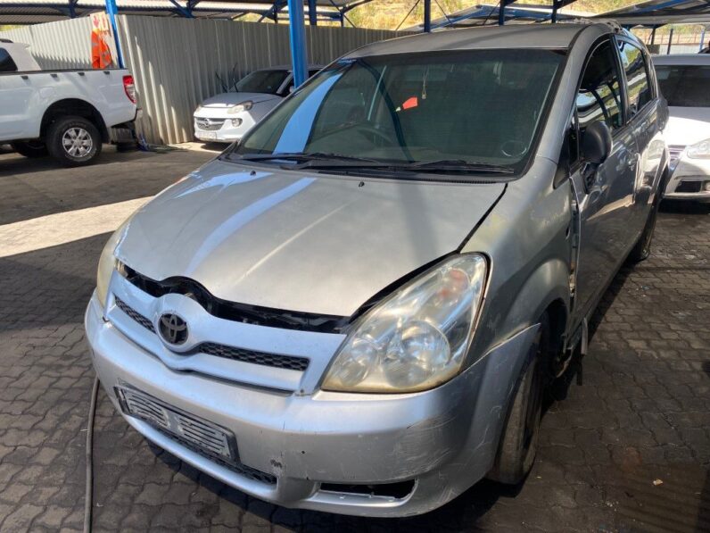 
								2007 TOYOTA COROLLA VERSO full									