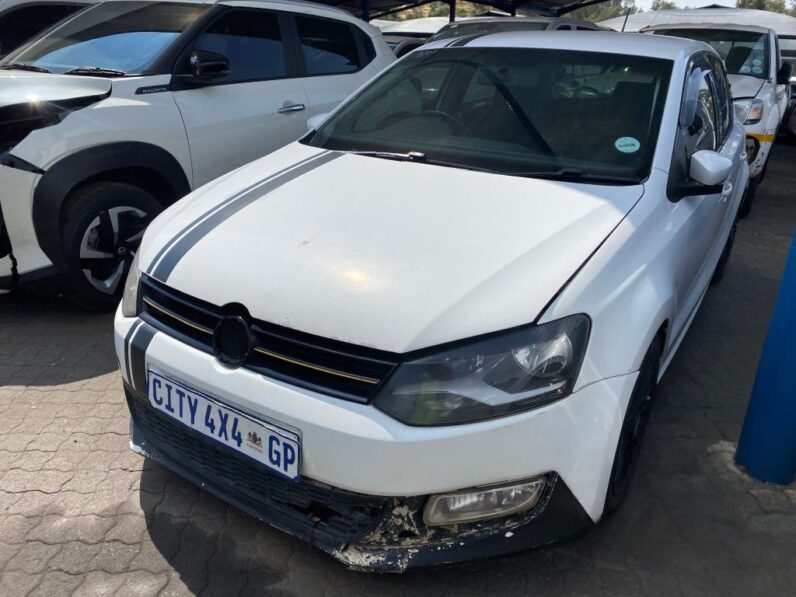 
								2013 VW POLO full									