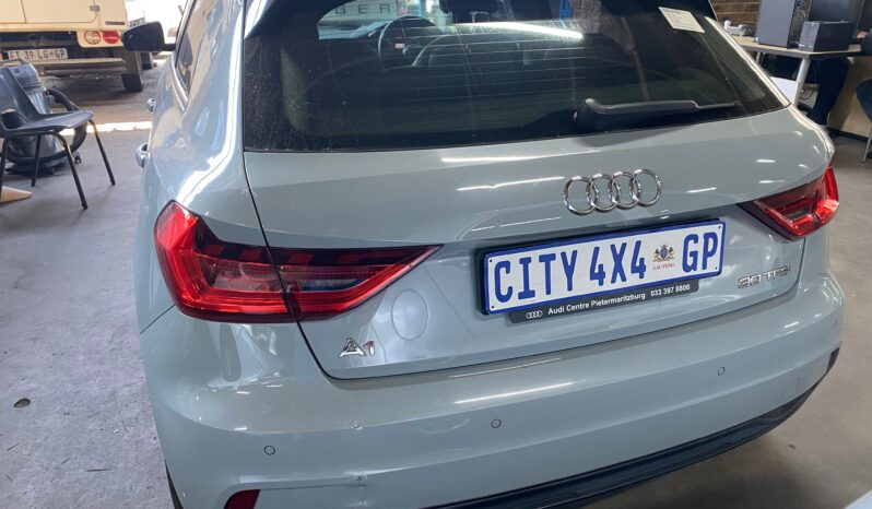 
								2021 AUDI A1 3.0 TFSi full									