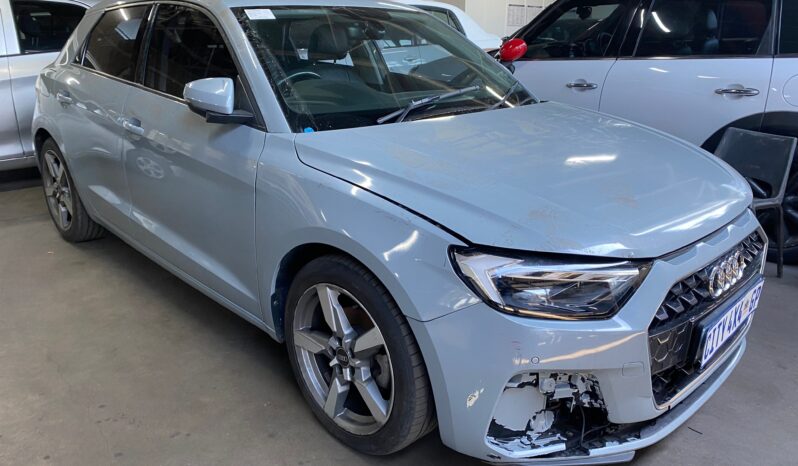 
								2021 AUDI A1 3.0 TFSi full									