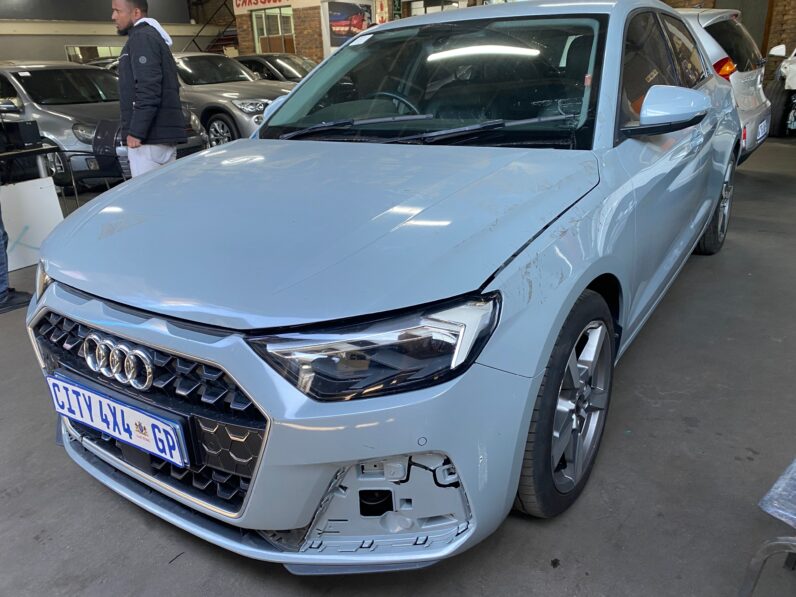 
								2021 AUDI A1 3.0 TFSi full									