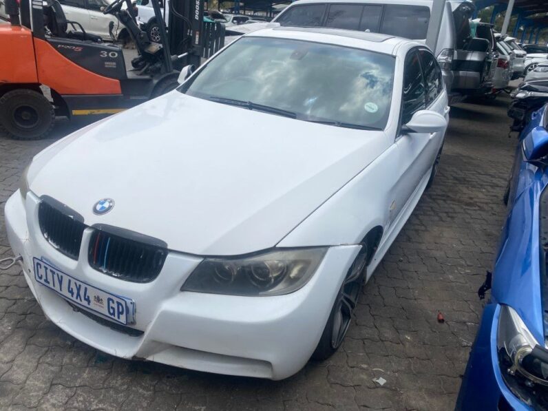 
								2006 BMW 325i full									