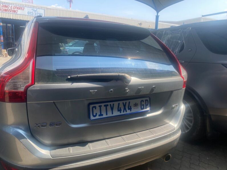 
								2011 VOLVO XC60 full									