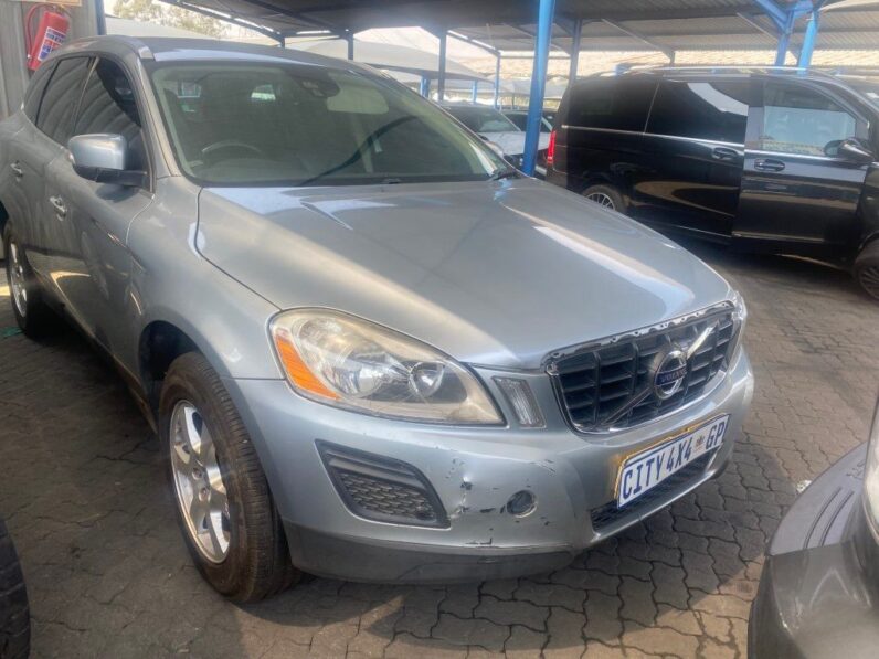 
								2011 VOLVO XC60 full									