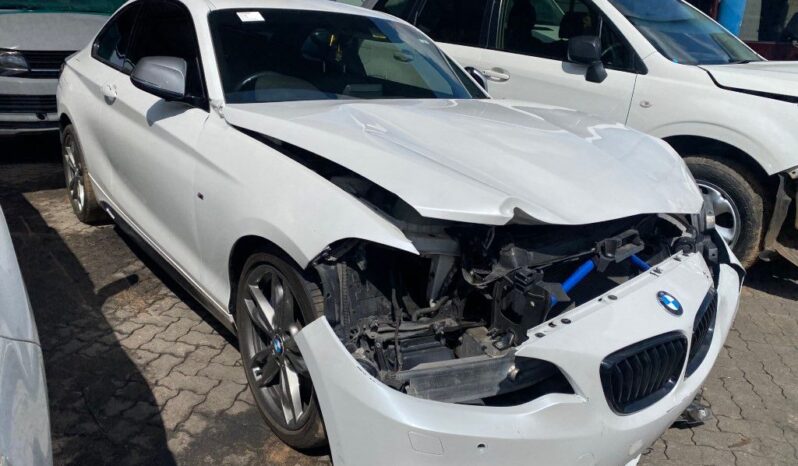 
								2016 BMW 235i full									