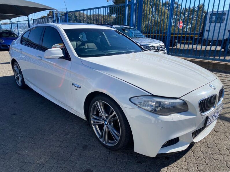 
								2012 BMW 520D full									