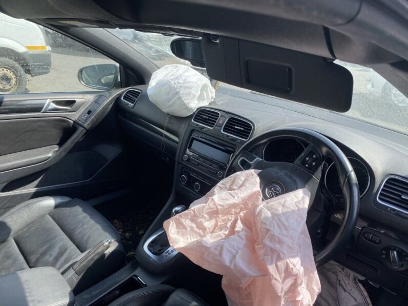 
								2014 VW GOLF full									