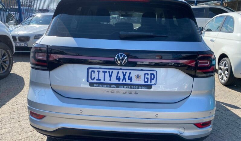 
								2021 VW T CROSS 1.0 TSI full									