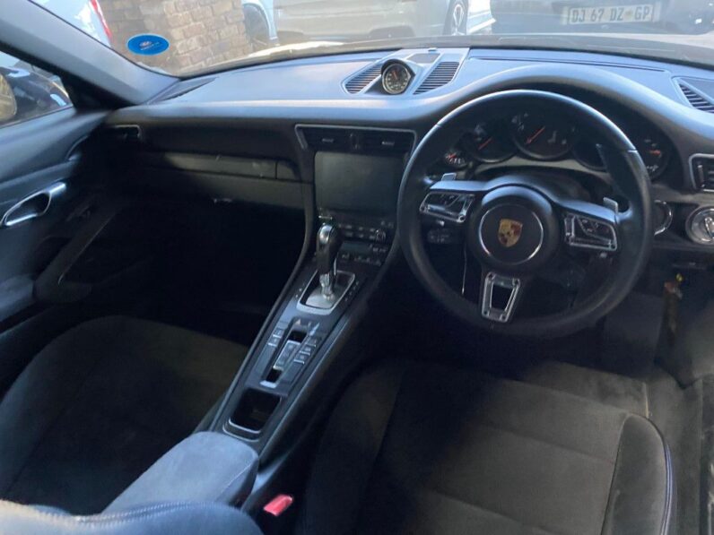 
								2019 PORSCHE 911 CARRERA GTS full									