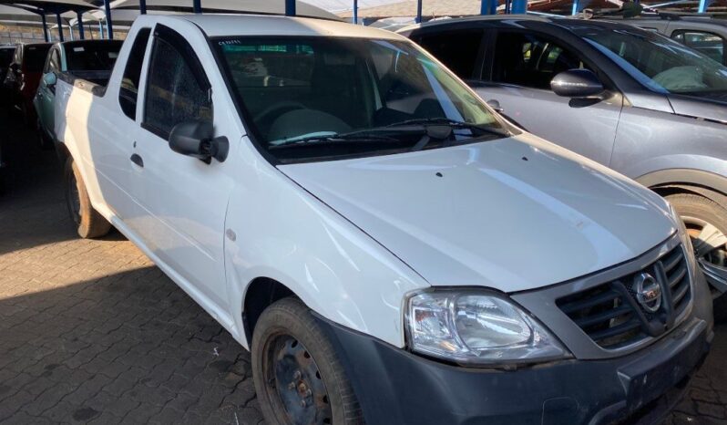 
								2019 NISSAN NP200 full									