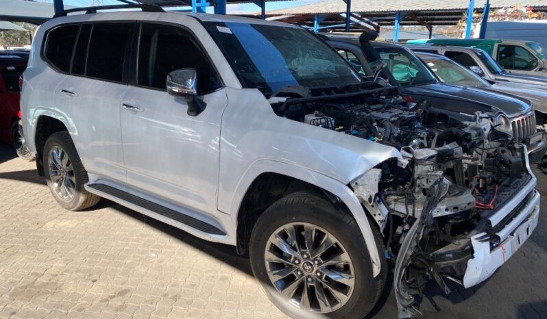 
								2023 TOYOTA LAND CRUISER 300V6 3 full									