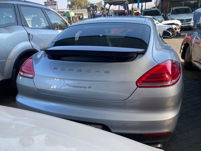 
								2014 PORSCHE PANAMERA 4 PDK full									