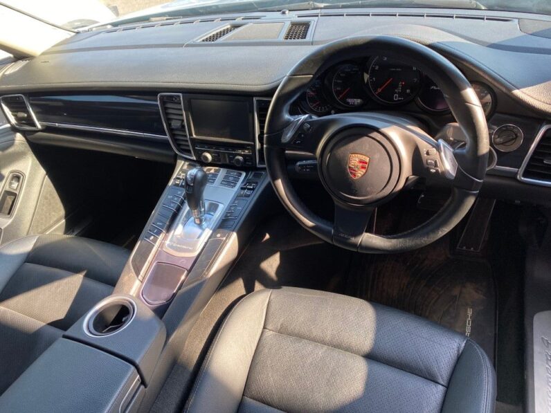 
								2014 PORSCHE PANAMERA 4 PDK full									