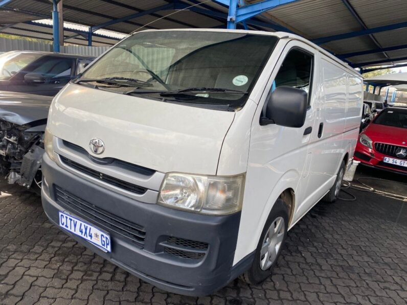 
								2008 TOYOTA QUANTUM full									