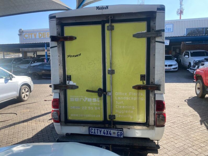 
								2011 TOYOTA HILUX 2.5 D4D full									