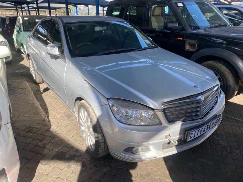 
								2009 MERCEDES BENZ C180 full									
