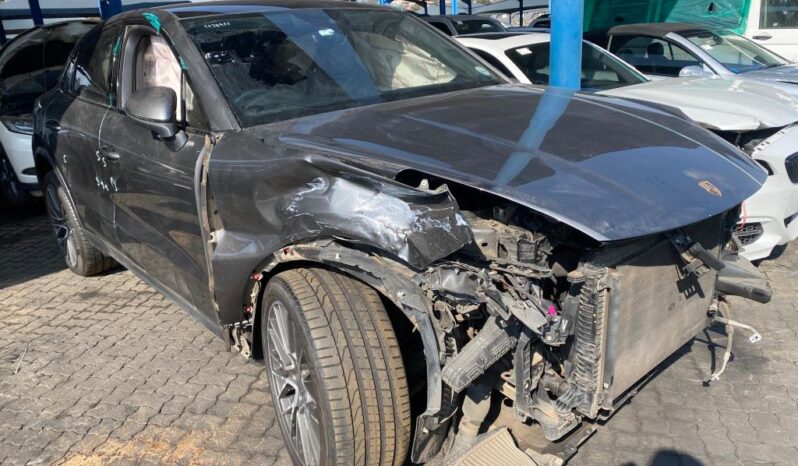 
								2019 PORSCHE CAYENNE S full									