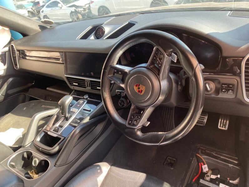 
								2019 PORSCHE CAYENNE S full									
