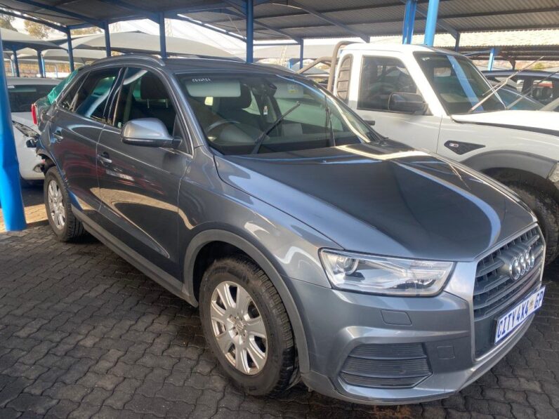 
								2018 AUDI Q3 1.4 FSi STRONIC full									