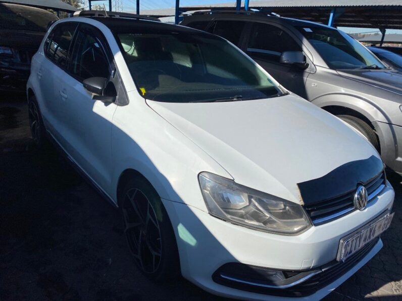 
								2017 VW POLO full									