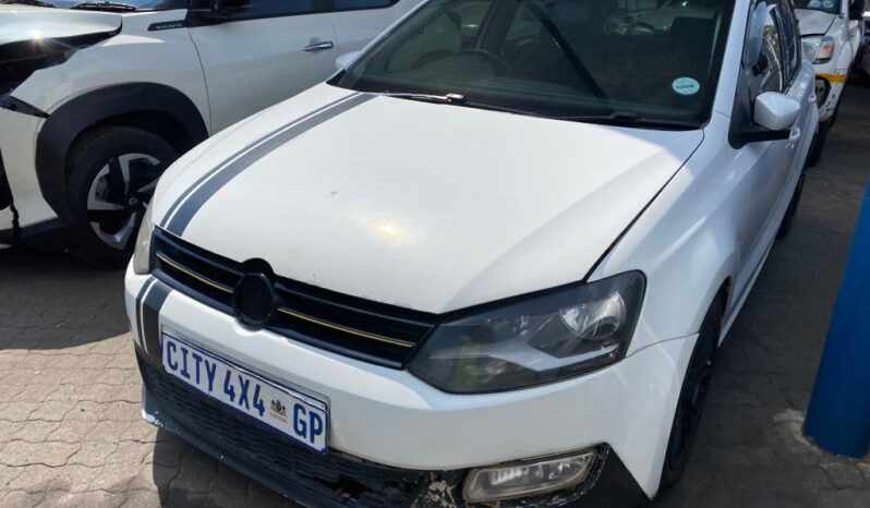 
								2013 VW POLO full									