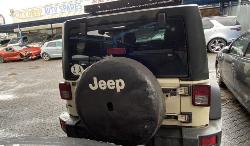
								2011 JEEP WRANGLER 3.8 full									