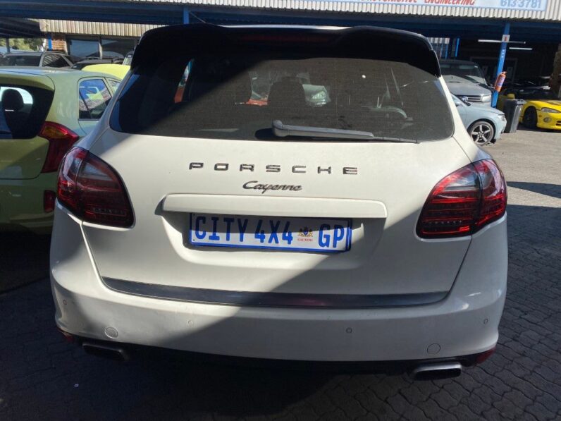 
								2011 PORSCHE CAYENNE DIESEL full									
