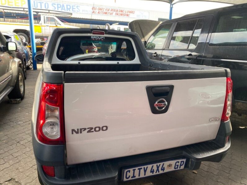 
								2022 NISSAN NP200 1.6 full									