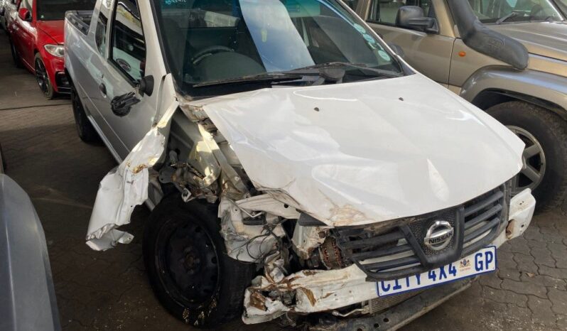 
								2022 NISSAN NP200 1.6 full									
