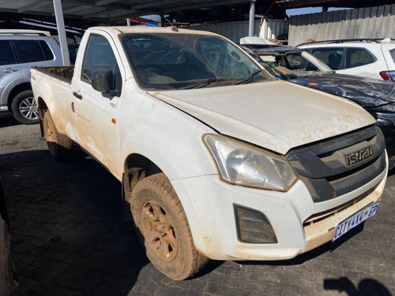 
								2019 ISUZU 2.5 DTEQ 4X4 S/C full									