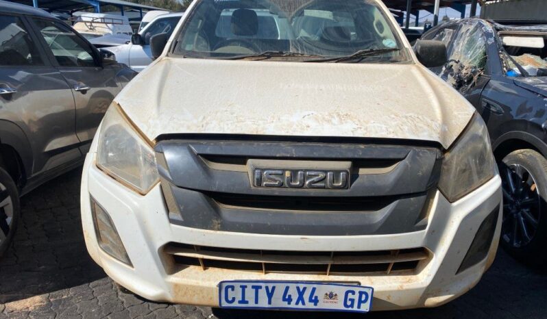 
								2019 ISUZU 2.5 DTEQ 4X4 S/C full									