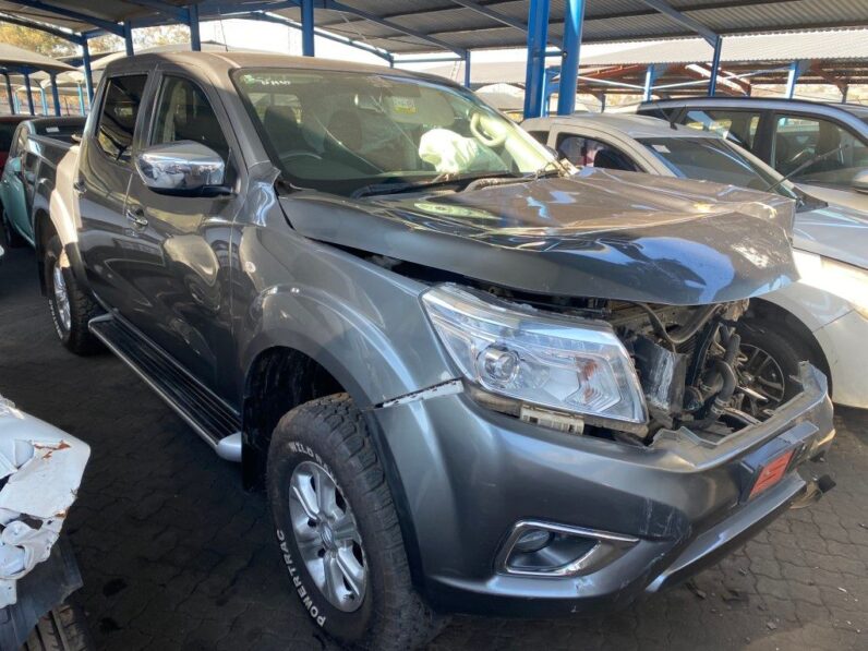 
								2020 NISSAN NAVARA full									