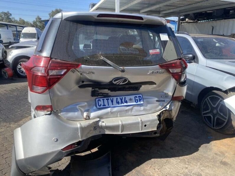 
								2019 MAHINDRA XUV 500 full									