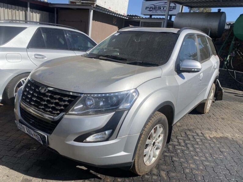 
								2019 MAHINDRA XUV 500 full									