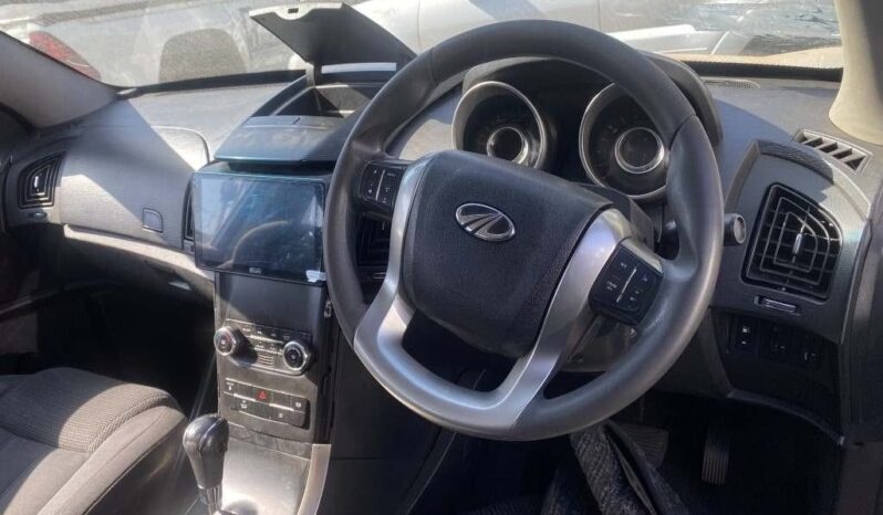 
								2019 MAHINDRA XUV 500 full									
