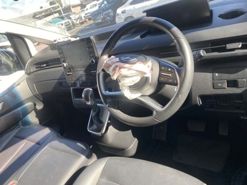 
								2025 HYUNDAI STARIA 2.2D full									