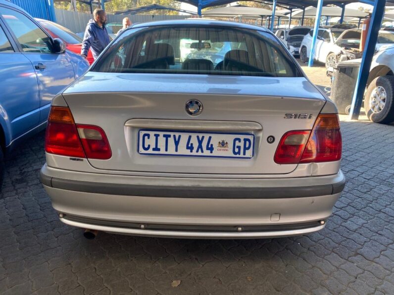 
								2000 BMW 318i full									