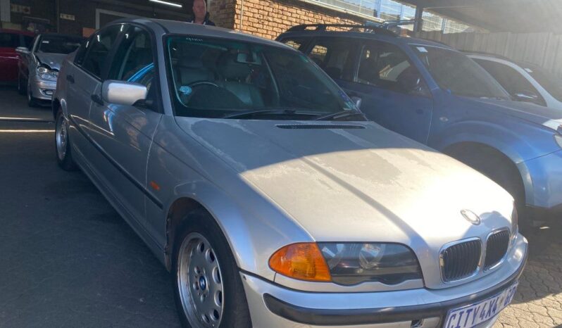 
								2000 BMW 318i full									