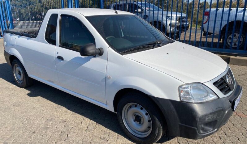 
								2023 NISSAN NP200 full									