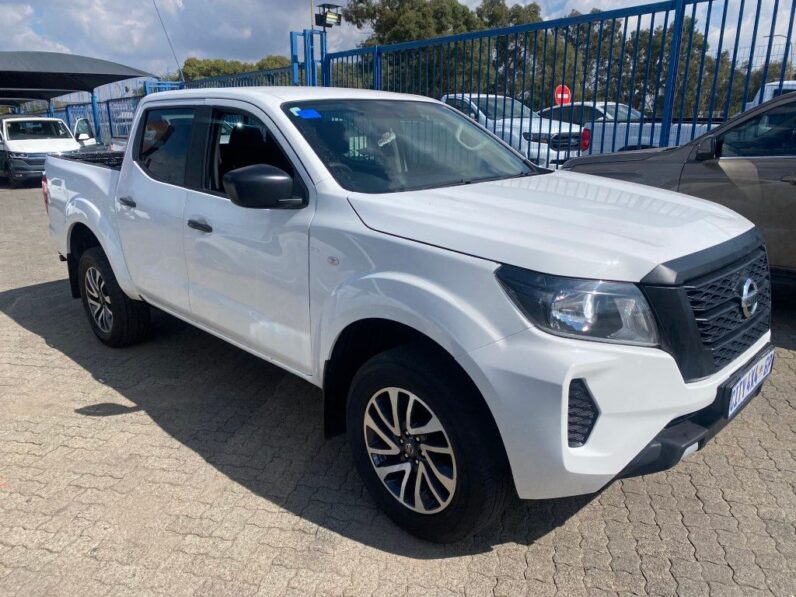 
								2023 NISSAN NAVARA 2.3D LE 4X4 full									