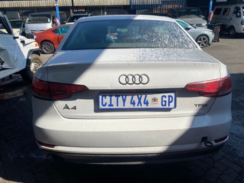 
								2017 AUDI A4 1.4T full									