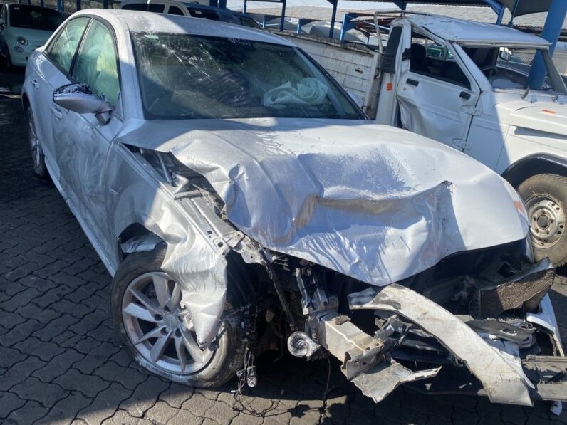
								2017 AUDI A4 1.4T full									