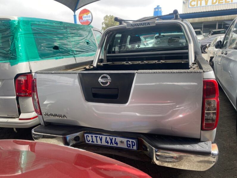 
								2011 NISSAN NAVARA full									