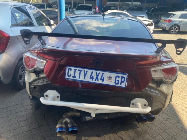 
								2012 TOYOTA 86 full									
