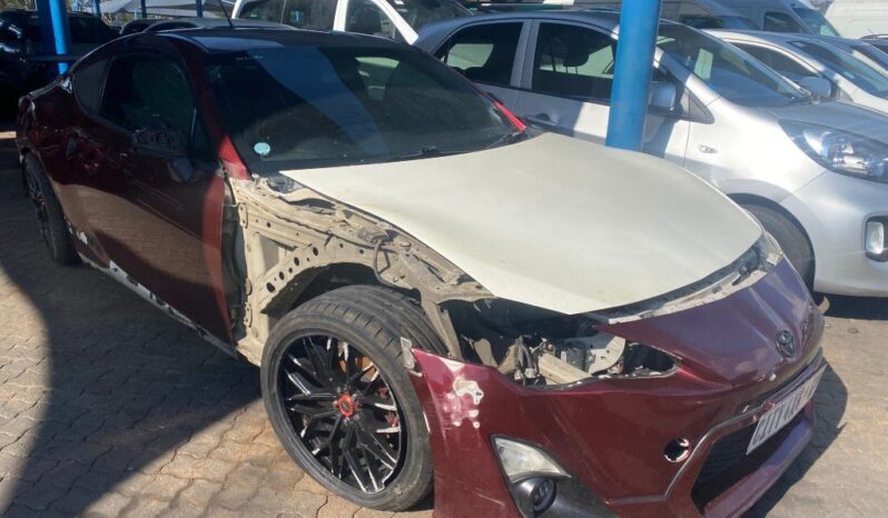 
								2012 TOYOTA 86 full									