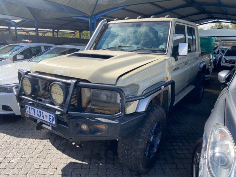 
								2019 TOYOTA LAND CRUISER LX V6 full									