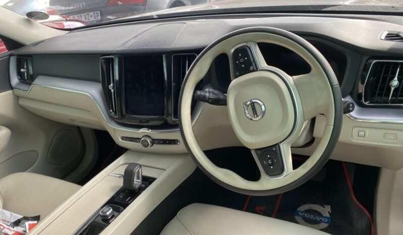
								2023 VOLVO XC60 full									